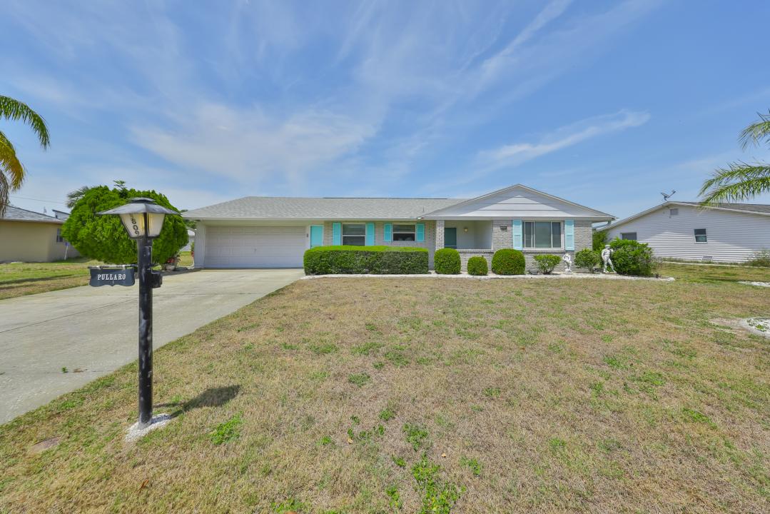 1809 Haverford Ave, Sun City Center, Florida 33573, HOA KỲ