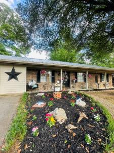229 Pine Terrace, Center, Texas 75935, USA