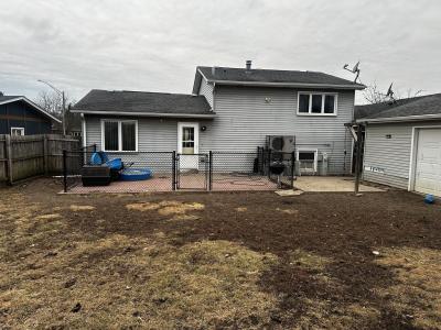 4012 Gregory Drive, Zion, Illinois 60099