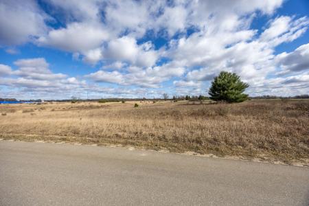 8665 Midstate Dr. 11, Mecosta, Michigan 49332