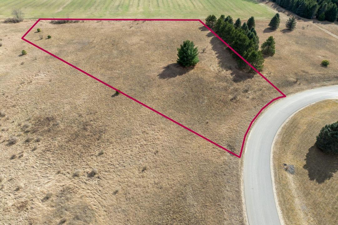 8637 Midstate Drive 10, Mecosta, Michigan 49332