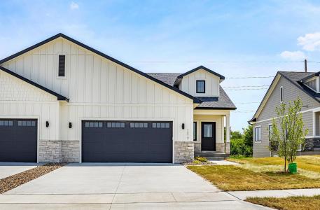 1210 Westview Drive, Huxley, Iowa 50124, États-Unis