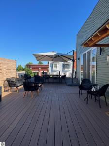 127 River Street, Elk Rapids, Michigan 49629, USA