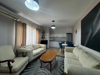 Rruga e Elbasanit, Tirana, Albania