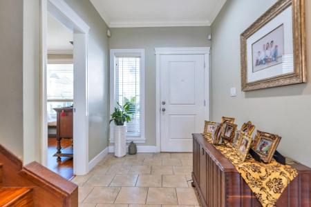 46207 KERMODE CRESCENT, Chilliwack, British Columbia V2R 0C7, Canada