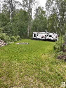 4-52111 RR25, Rural Parkland County, Alberta T7Y 3L8, Canada