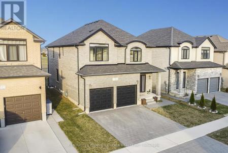 24 GRANDVILLE CIRCLE, Brant (paris), Ontario N3L 0E9, Canada