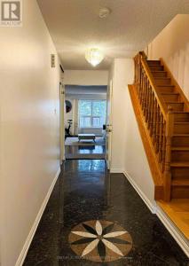 101 DUNDALK DRIVE, Toronto (dorset Park), Ontario M1P 4V1, Canada