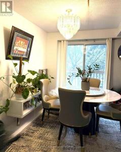 101 DUNDALK DRIVE, Toronto (dorset Park), Ontario M1P 4V1, Canada
