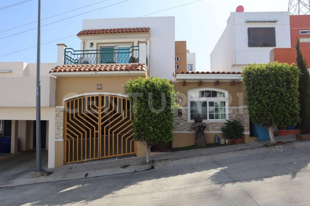 CTO LA PUERTA 18,, Ensenada, ولاية باخا كاليفورنيا 22784, المكسيك