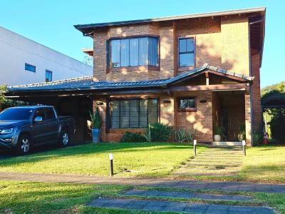 Barrio Cerrado Plaza Los Mangos - Avenida del Yacht casi Yrendague , Lambaré, Central 00001, Paraguay