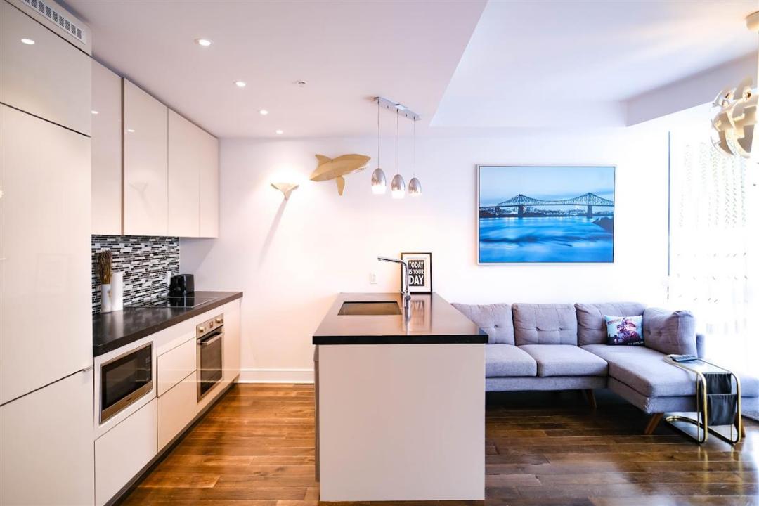 1188  Av. Union, Montréal (Ville-Marie), Quebec H3B 0E5, CANADÁ