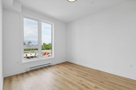 249  Rue Nancy-Elliott, Gatineau (Aylmer), Québec J9H 0A2, Canada