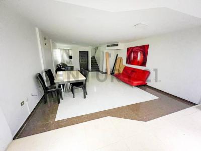 Urbanización Villas Martinique, Av. R-16, Lechería 6016, Anzoátegui Urbanización Villas Martinique, Lechería, Anzoategui 6016, ベネズエラ