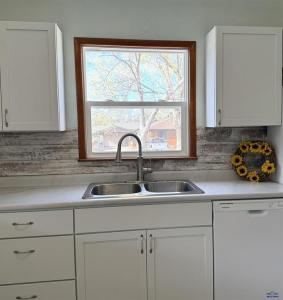 302 S. 18th Street, Hot Springs, SD 57747, USA