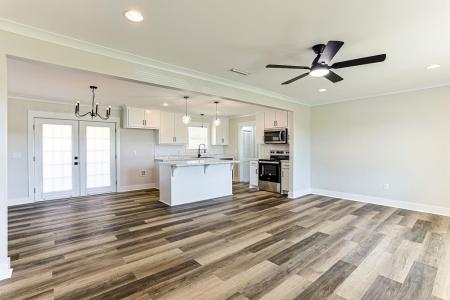 8604 S Rocky Creek, Cottonwood, Alabama 36320, USA