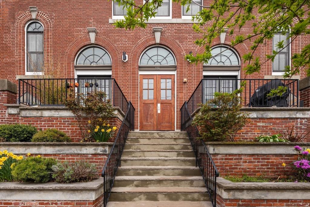 336 Saratoga Street , 8, Boston, Massachusetts 02128