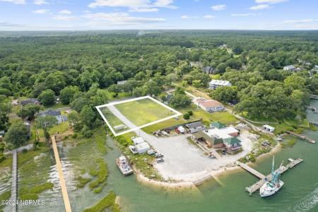 1632 Village Point Road SW, Shallotte, Kuzey Karolina 28470, Amerika Birleşik Devletleri