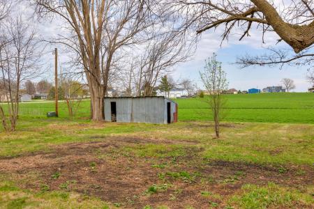 725 4th Street, Colo, Iowa 50056