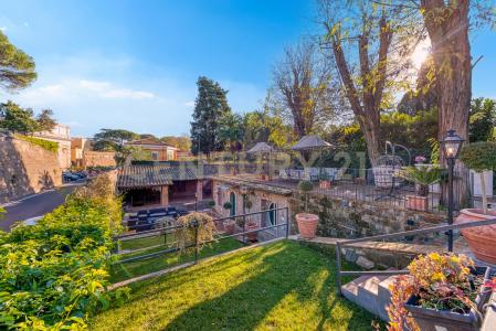 Viale delle Mura Aurelie, Rome, Lazio 00152, Italy