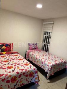 Tulipán 410-201,, Tlaquepaque, 할리 스코 45580, 멕시코