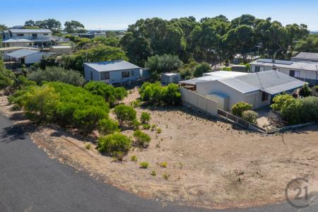 12 Southern Road, Preston Beach, WA 6215, Australia