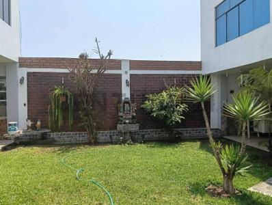 Calle N Urbanizacion Country Club Balneario Santa Rosa , Lima, Lima 00001, Peru