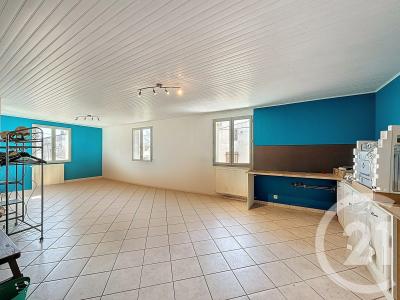 Perignat Sur Allier, Auvergne 63800, Pháp