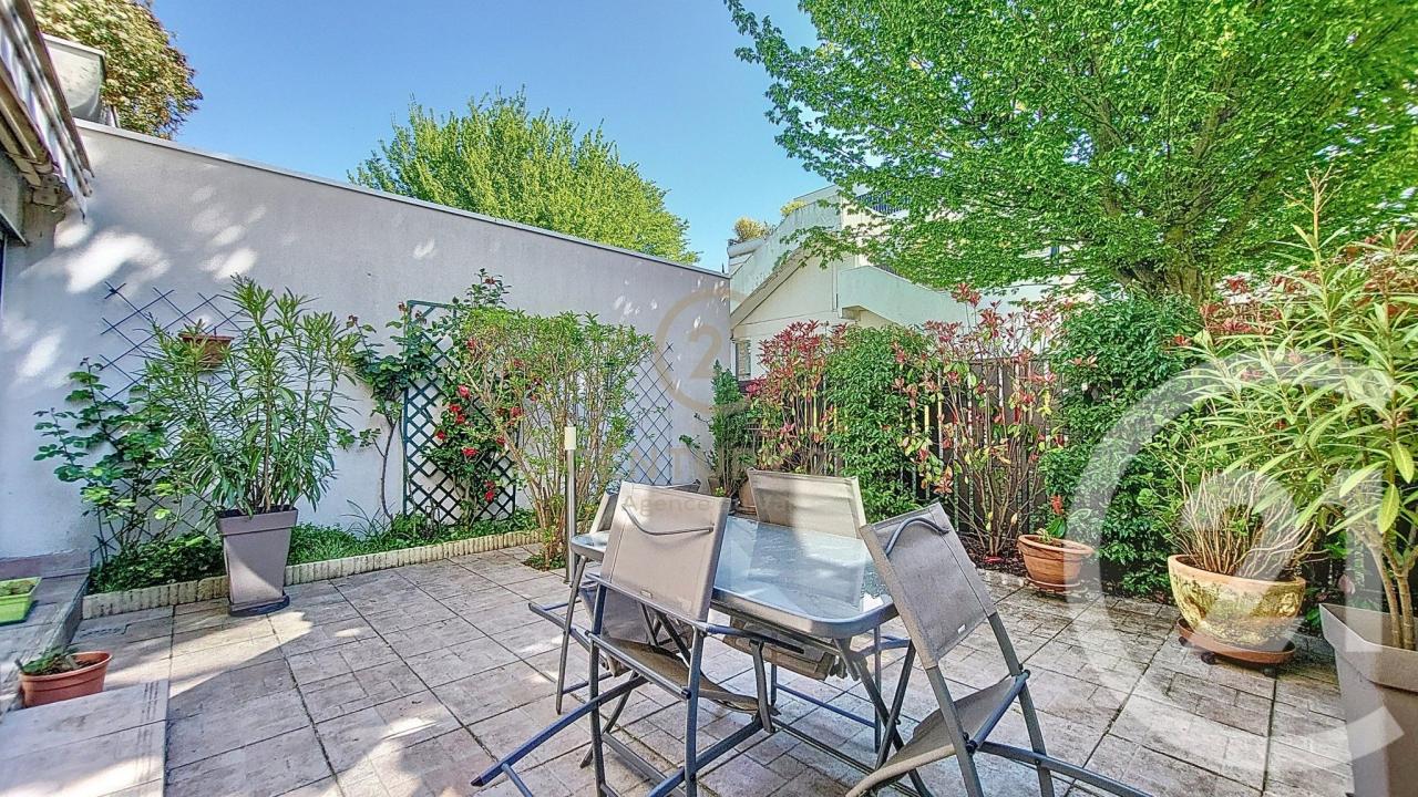 Champs Sur Marne, Île-de-France 77420, Франция