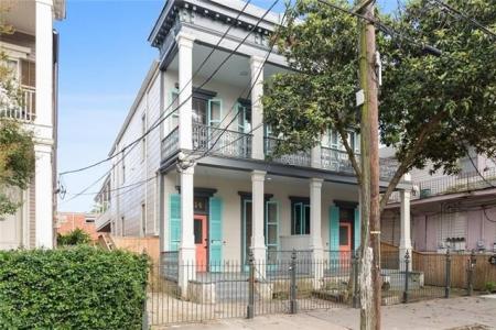 1414 MAGAZINE Street apt 2, New Orleans, לואיזיאנה 70130, ארצות הברית של אמריקה