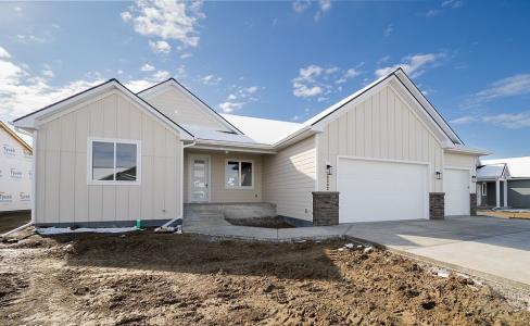 5232 Rich Lane, Billings, Montana 59106, USA