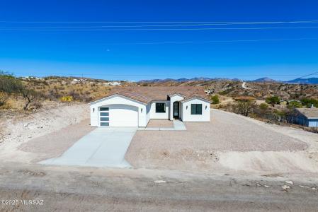 1051 Calle Coyote, Rio Rico, Arizona 85648, USA