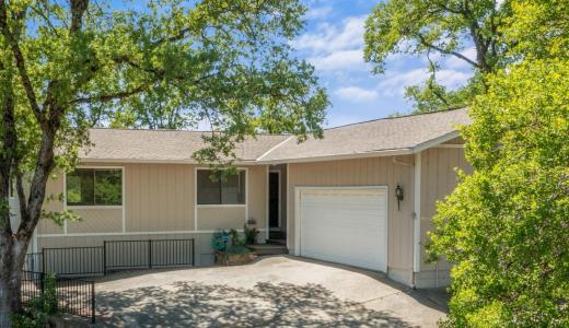 11781 Torrey Pines Drive, Auburn, California 95602