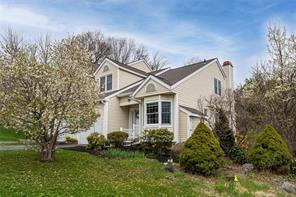 34 Spruce Ridge Dr, Fishkill, NY 12524, USA