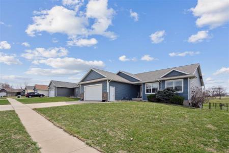 207 Cherry Park Dr Nw, Cedarrapids, Iowa 52405, USA