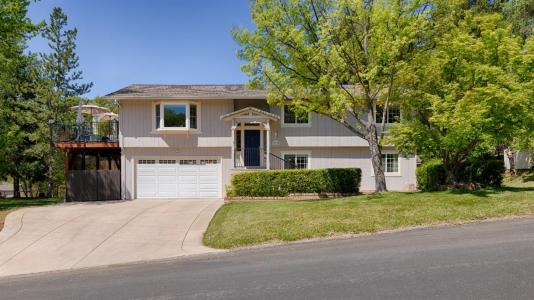 23184 Sequoia Court, Auburn, California 95602