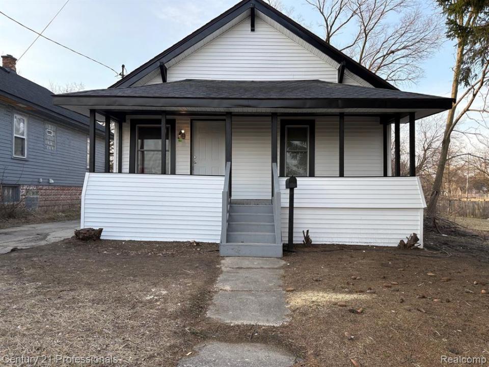 15 VIRGINIA Street, Pontiac, Michigan 48342, Estados Unidos