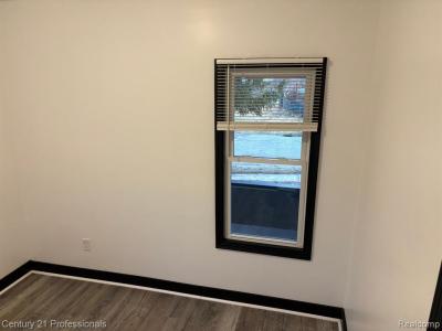15 VIRGINIA Street, Pontiac, Michigan 48342, Estados Unidos