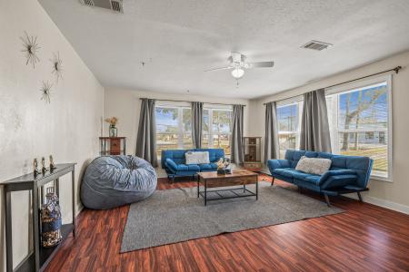 9225 Palafox St N, Pensacola, Florida 32534