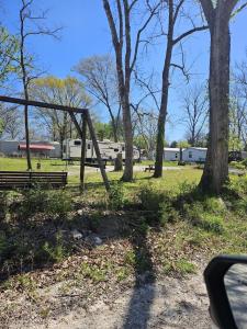 24409 Cedar Street, Pittsburg, Missouri 65724, USA
