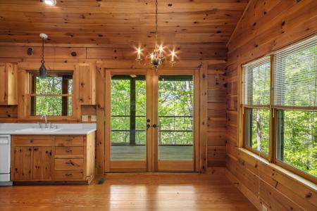 447 Cherokee Circle, Tryon, Caroline Du Nord 28782, États-Unis