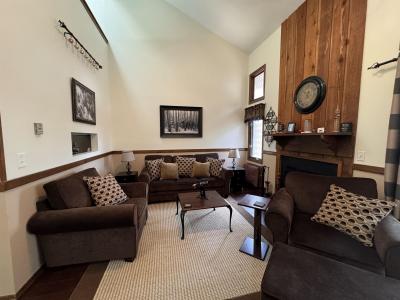 4 Hawthorn Trail, Wisconsin Dells, Wisconsin 53965
