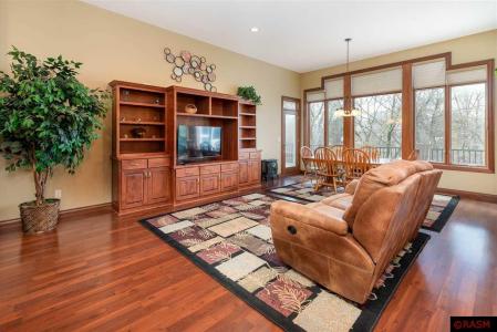 105 Viking Court, Mankato, Minnesota 56001, HOA KỲ