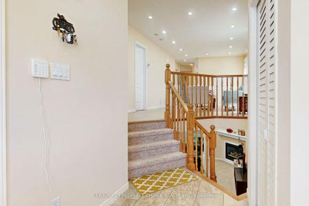 19 MCKITRICK DRIVE, Orangeville, Ontario L9W 5C2, Canadá