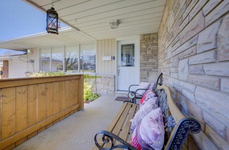 273 LAKESHORE ROAD, St. Catharines, 安大略省 L2M 1R9, 加拿大