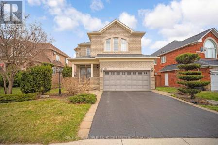 810 CRAIG CARRIER COURT, Mississauga (meadowvale Village), Ontario L5W 1A6, Canada