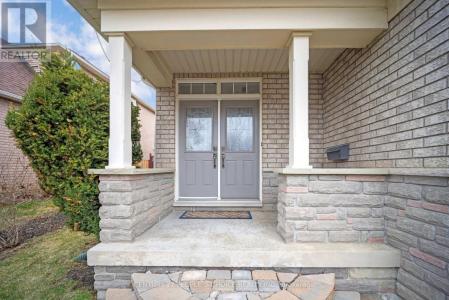 810 CRAIG CARRIER COURT, Mississauga (meadowvale Village), Ontario L5W 1A6, Canada