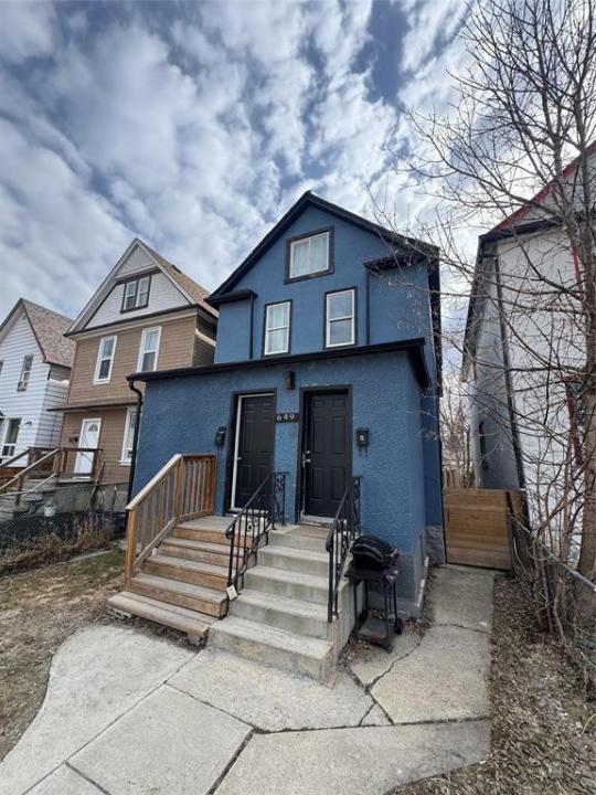 649 HOME STREET, Winnipeg, Manitoba R3G 1X9, Kanada