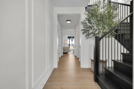 1918 FOUNTAIN GRASS DRIVE, London South, Ontario N6K 4P9, CANADÁ