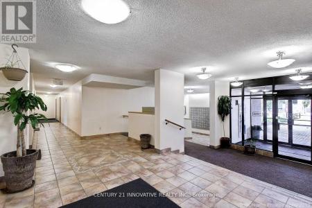 10 TAPSCOTT ROAD, Toronto (malvern), Ontario M1B 3L9, CANADÁ